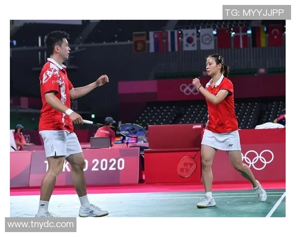 广州羽毛球队与重庆羽毛球队赛后战术分析与复盘探讨