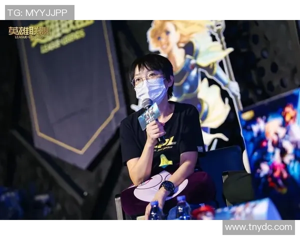 张芳专访：从新手到职业选手的英雄联盟成长之路回顾